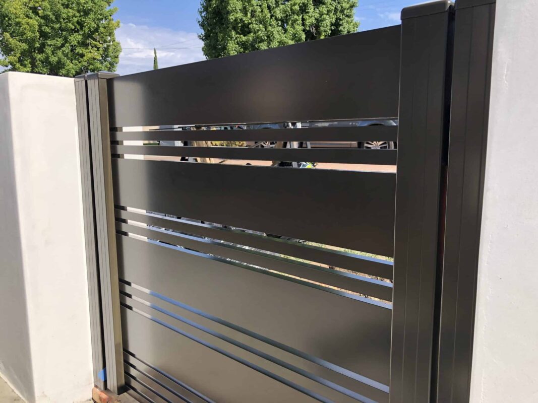 Black wall toppers
