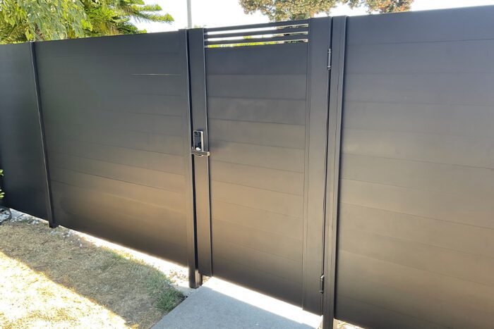 aluminum gate kit NY - 4x6 black with fence