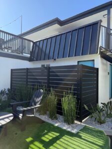 Customer review photo for 48″ Wide Aluminum Privacy Screen & Enclosure Kit – Los Angeles Style