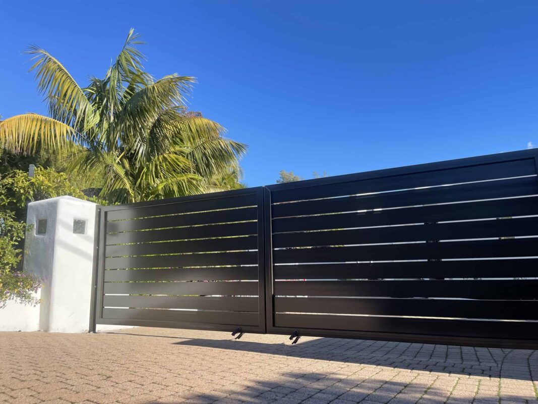 Bronze Aluminum fence