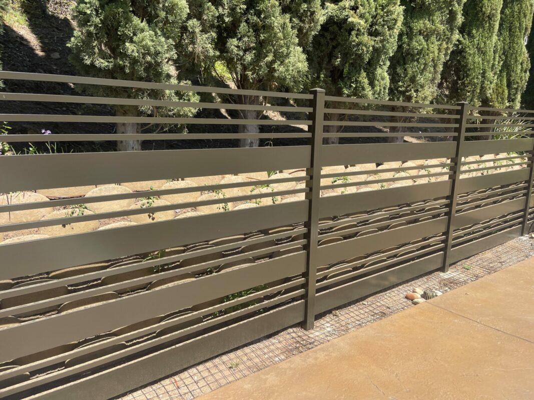 Bronze Horizontal pool fence