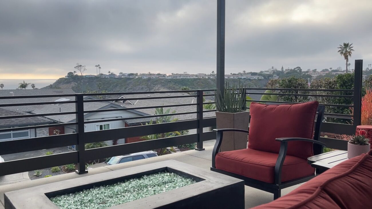 Brown Aluminum fence