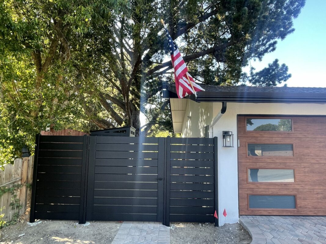 Black Aluminum side gate and panel in Camarillo