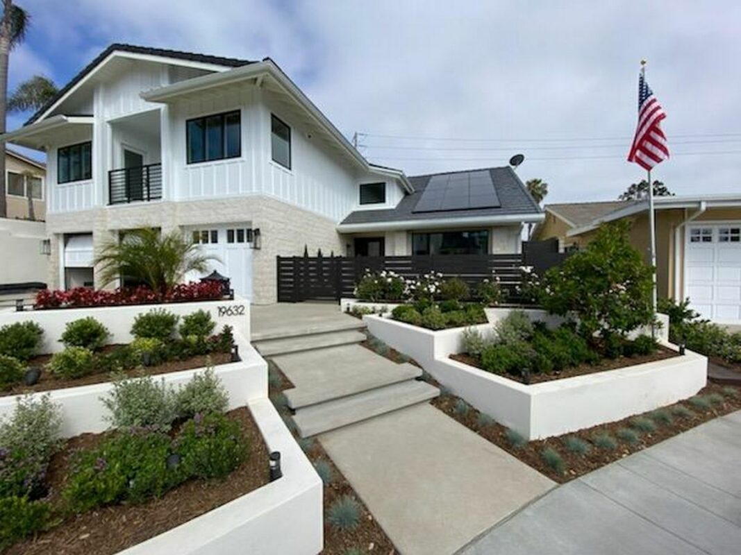Front aluminum bronze fence ang gate in Boulder