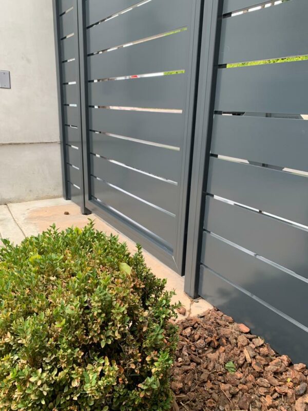 Light grey Aluminum gate and fence