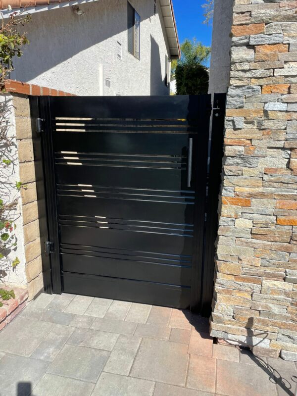 Black Horizontal slats gate