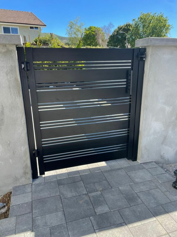 Black Horizontal slats gate