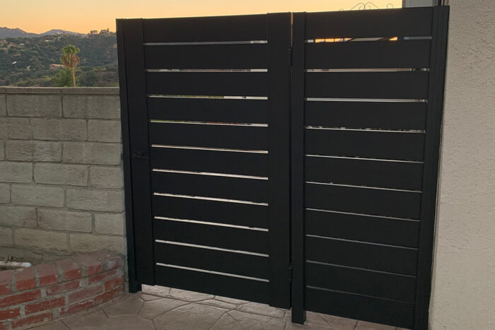 aluminum gate kit LA - black - with 1 panel