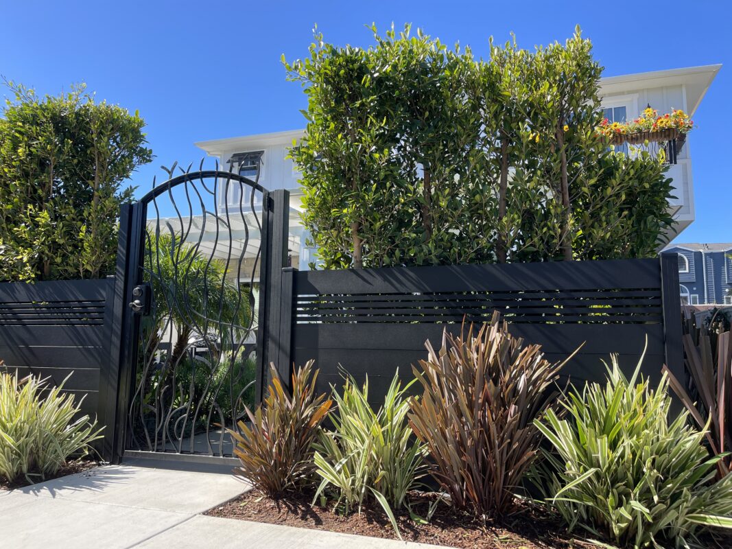 Front yard fence in Redondo Beach