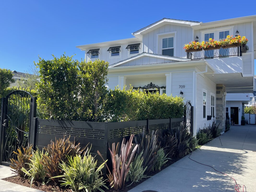 Front yard fence in Redondo Beach