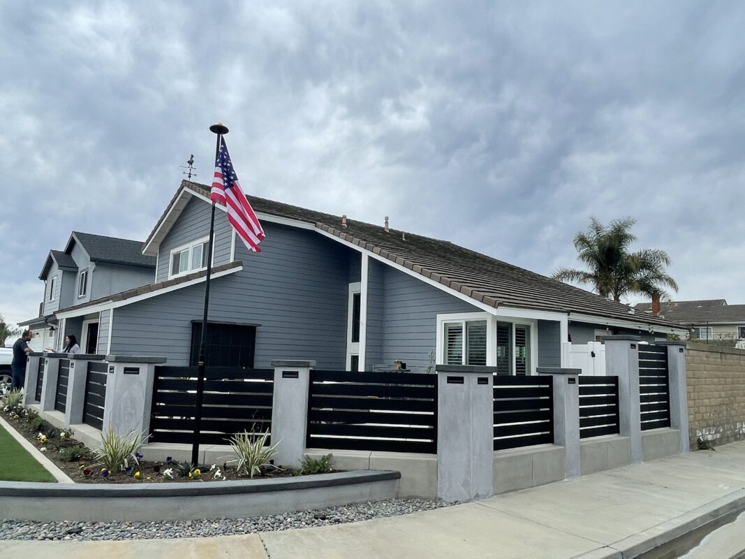 Beautiful curb appeal of a house in Huntington Beach, CA 92642