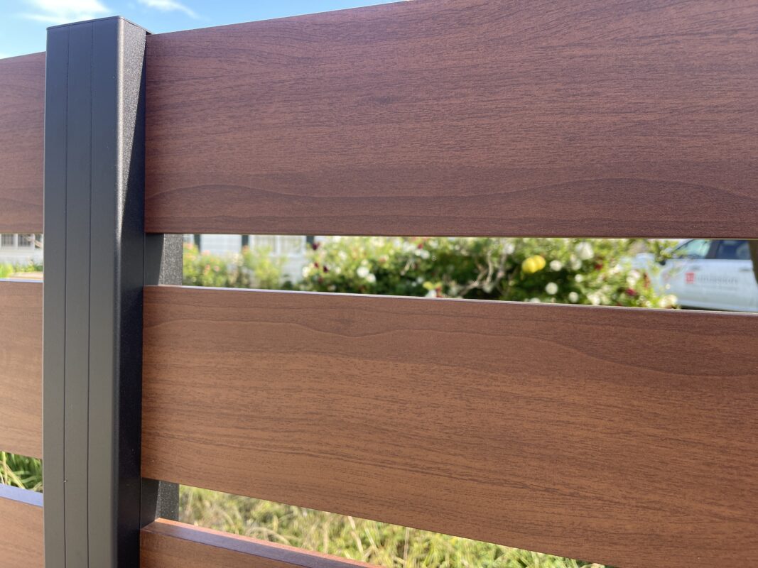 Wood color fence in Fillmore, CA 93015